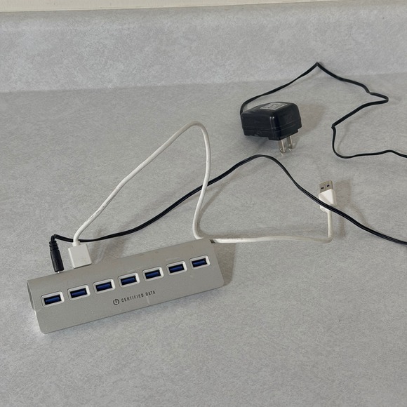 Certified Data Other - Certified Data 7 Port USB 3.0 Hub Powered Aluminum Silver with AC Adapter